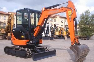 Miniescavatore usato HITACHI ZX29u-3