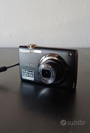 Nikon Coolpix S3000 12MP CCD Nera
