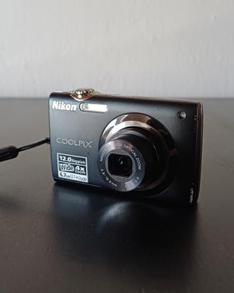 Nikon Coolpix S3000 12MP CCD Nera
