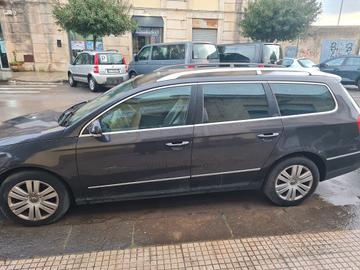 Volkswagen Passat Variant 2.0 TDI Automatica DSG