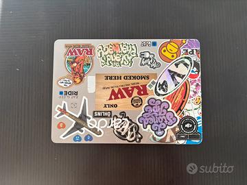 MacBook Air 13" chip M2 8GB SCHERMO NON FUNZIONANT