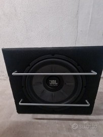 Subwoofer marca JBL 1000 watt