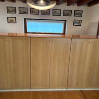 Mobile camera in frassino chiaro