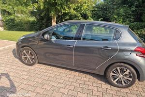 Auto molto bella