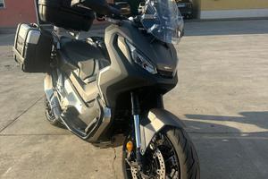 Honda XADV 750