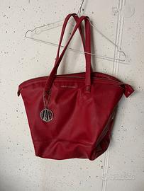 Borsa Armani Excange