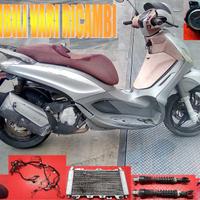 PIAGGIO BEVERLY 125i.e. ANNO 2015 x RICAMBI