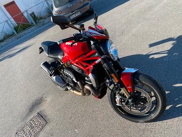 Ducati Monster 1200 R