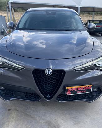 Alfa Romeo Stelvio 2.2 Turbodiesel 180 CV AT8 Q4 B