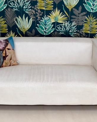 Divano Ikea ecopelle modello Klippan