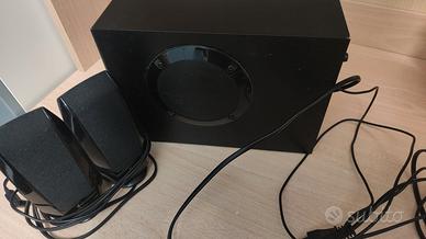 LOGITECH S-220 SPEAKER SYSTEM CON SUBWOOFER