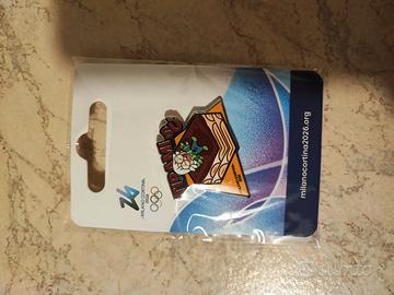 pins spilla olimpiadi Milano Cortina 2026