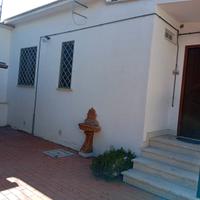 Casa adiacente al lungomare