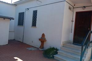 Casa adiacente al lungomare