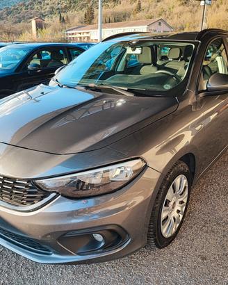 Fiat Tipo 1.6 Mjt S&S SW Lounge