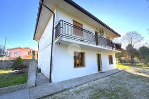 VILLA SINGOLA A SALZANO