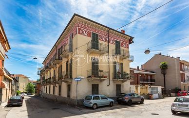 QUADRILOCALE RISTRUTTURATO COMODO AI SERVIZI!