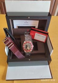 Tudor Black Bay automatico full set come nuovo 