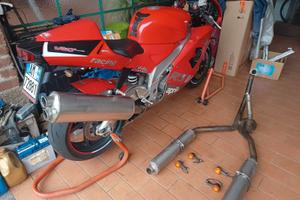 Aprilia RSV 1000 - 2000