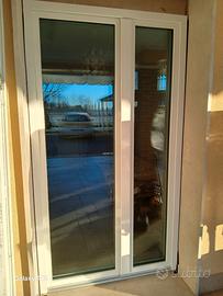 Serramento porta finestra.