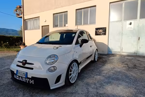Abarth 595 C 1.4 Turbo T-Jet 140 CV