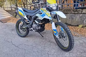 ENDURO UM DSR 125cc* MOT. LC APRILIA