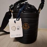 Borsa Moncler a secchiello Kaleah nera