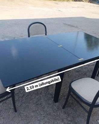 Tavolo da cucina allungabile con sedie 