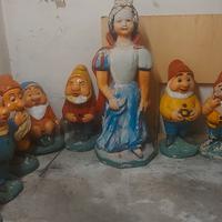 Biancaneve e i sette nani statue