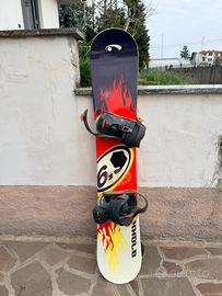 Snowboard Blackhole attacchi Burton