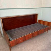 Letto singolo a scomparsa