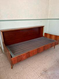 Letto singolo a scomparsa