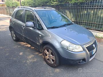 FIAT Sedici 1.9 MJT 4x4 Dynamic