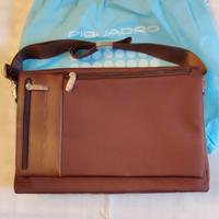 Tracolla Piquadro CA1438PQ porta PC 15" mai usato