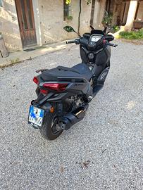 XMAX 300 TECH MAX 2026