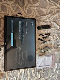 TV Strong 24"