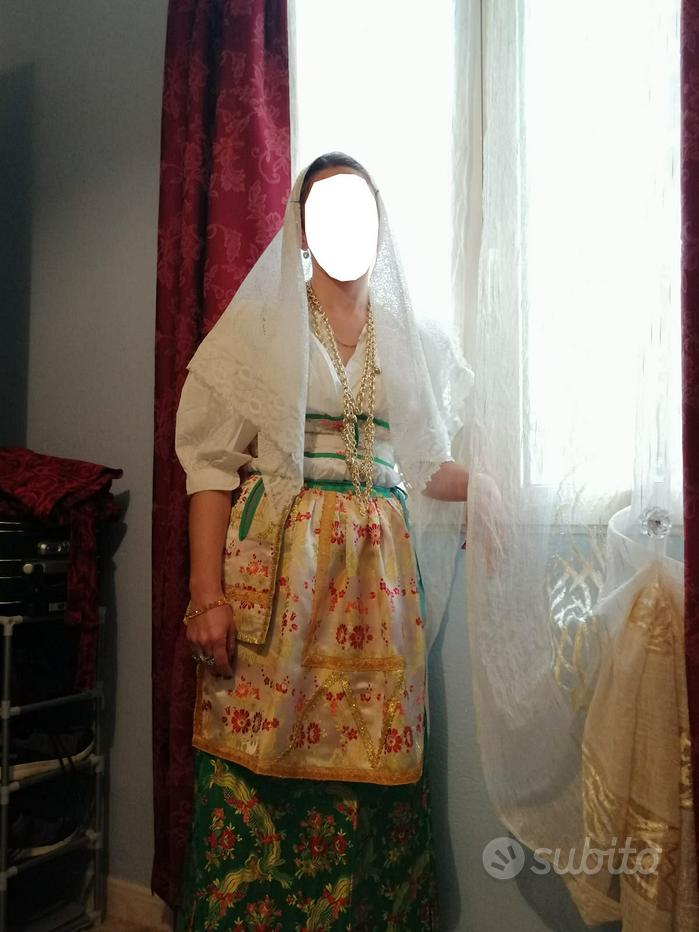 Gonna costume sardo Vendita in Abbigliamento e accessori