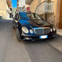 Mercedes-Benz E 220 EVO (W211)
