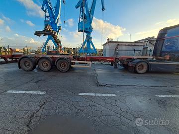 Semirimorchio portacontainer allungabile