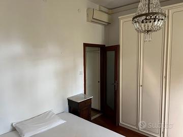 Camera per studentessa/lavoratrice