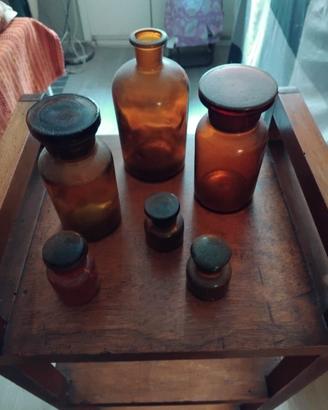 set di vasi da farmacia in vetro ambrato