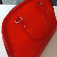 Borsa da donna in plastica usata