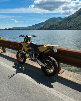 YAMAHA YZ 125