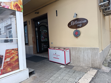 Bar pasticceria, gelateria e tavola calda