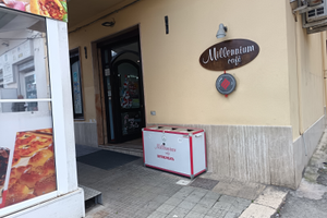 Bar pasticceria, gelateria e tavola calda