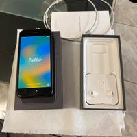 IPhone 8 con batteria nuova da sostituire