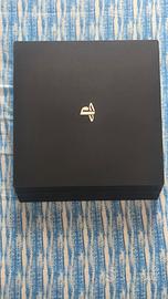 🎮 PS4 Pro 1TB + 2 Controller + 3 Giochi – 270 €
