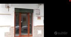 Locale ad uso commerciale