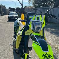 Husqvarna 701 Supermoto 2022