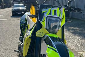 Husqvarna 701 Supermoto 2022